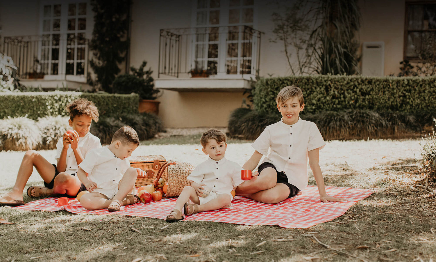 Lessi The Label – Lessi the Label